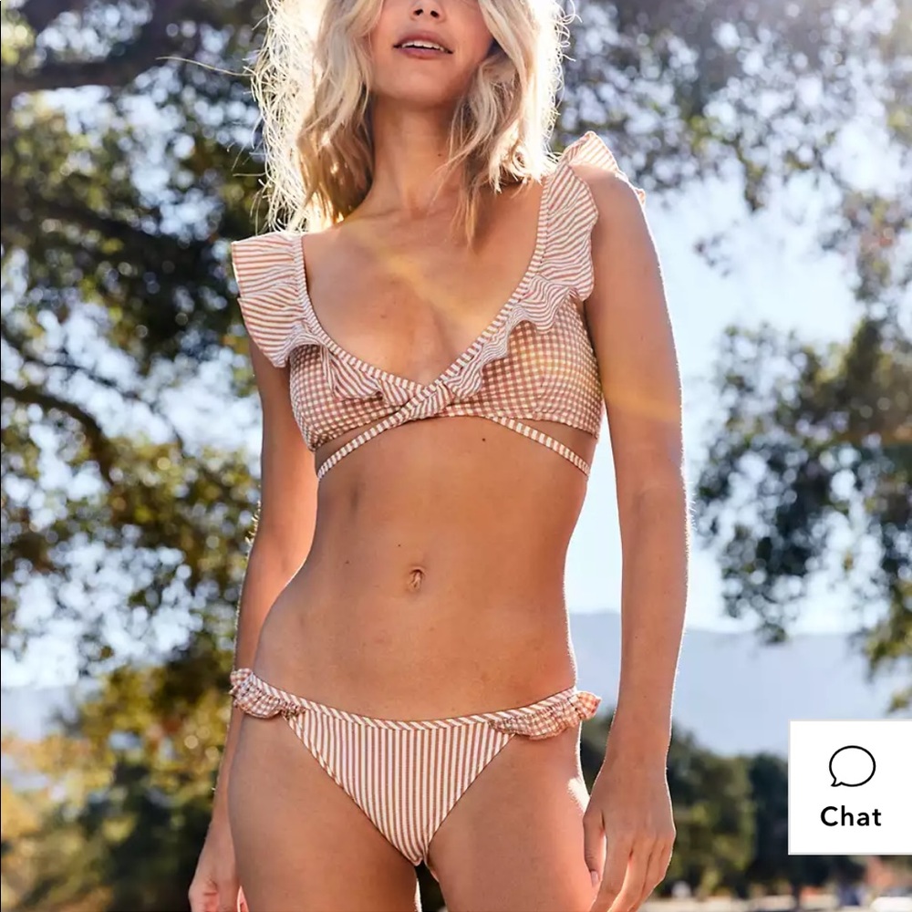 Aerie Seersucker Ruffle Bikini Unworn Tags On